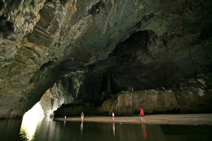 Puong Cave Puong Cave