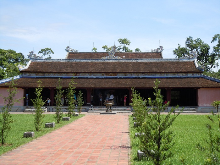 Dai Hung Shrine